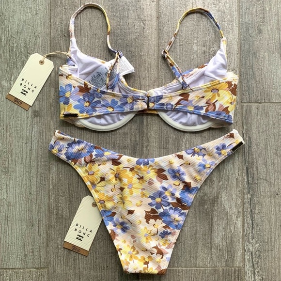 🔥🔥BILLABONG - HULA MOON UNDERWIRE TROPIC BIKINI SET🔥🔥 - Picture 6 of 8